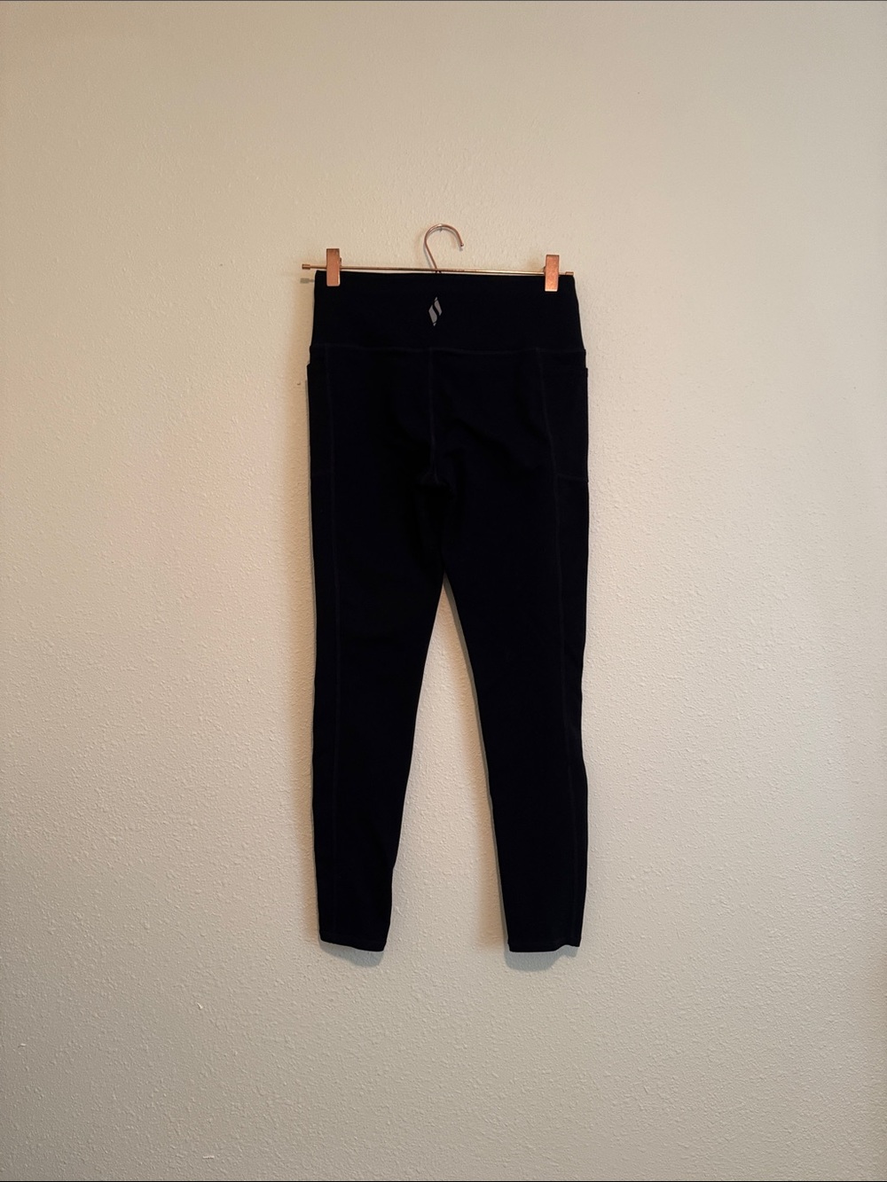 Skechers Black High-Waist Leggings - Picture 3 of 7